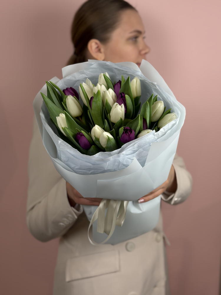 Букет из 21 тюльпана «Фиолетовая Фантазия»